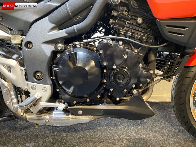 triumph - tiger-1050