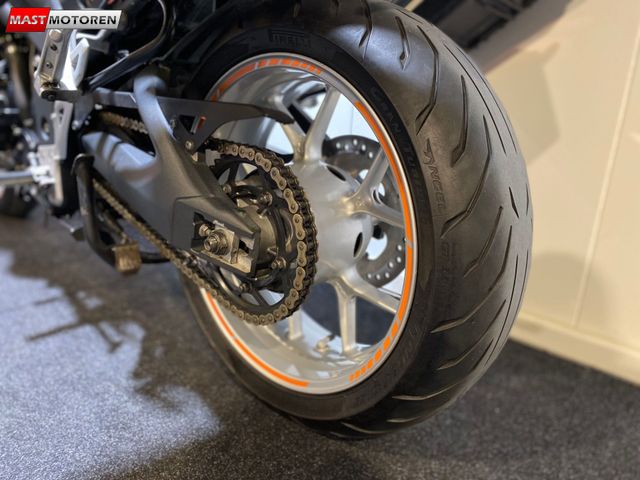 triumph - tiger-1050