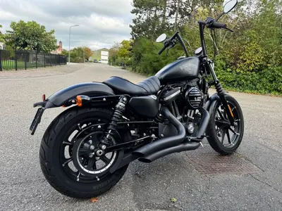 HARLEY-DAVIDSON SPORTSTER IRON 883 – foto 3