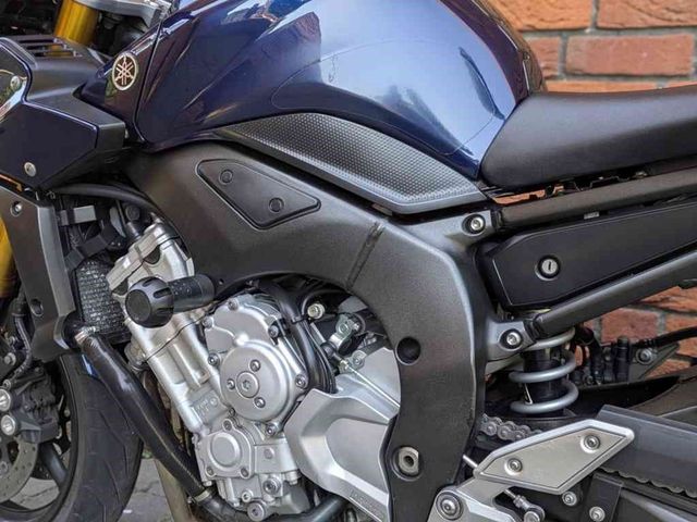 yamaha - fz-1-s