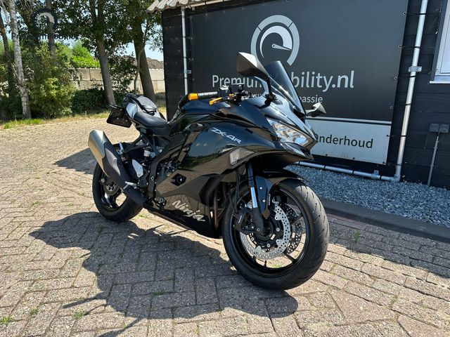 kawasaki - ninja-zx-4r