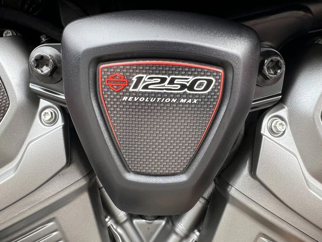 harley-davidson - cvo-pan-america