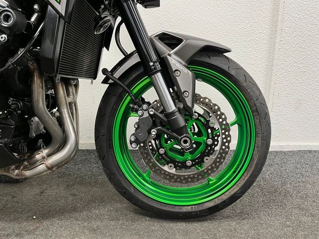 kawasaki - z900