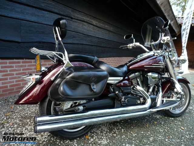 yamaha - xv-1900-a-midnight-star