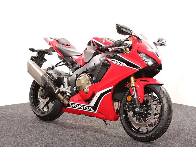 honda - cbr-1000-rr-fireblade