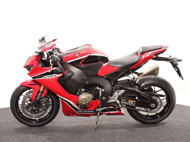 honda - cbr-1000-rr-fireblade