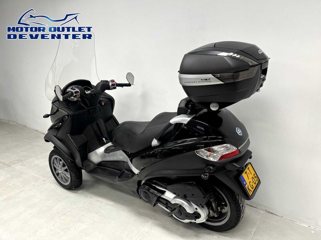piaggio - mp3-400