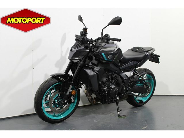 yamaha - mt-09-y-amt