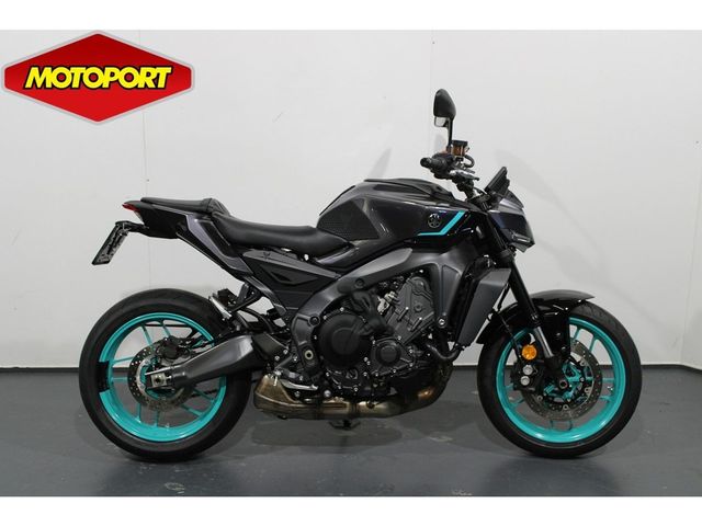 yamaha - mt-09-y-amt