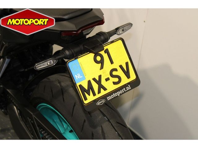 yamaha - mt-09-y-amt