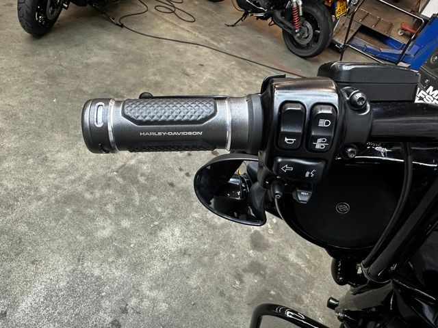 harley-davidson - street-glide-special-114