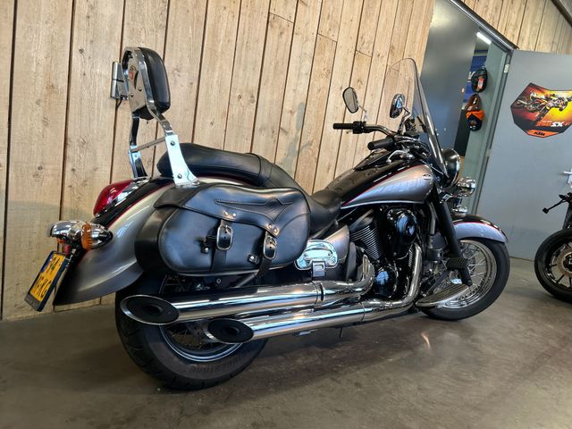 kawasaki - vn-900-classic