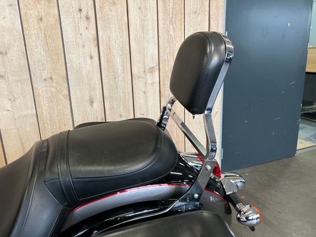 kawasaki - vn-900-classic