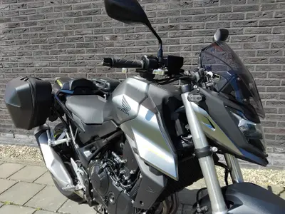 HONDA CB 750 HORNET – foto 4