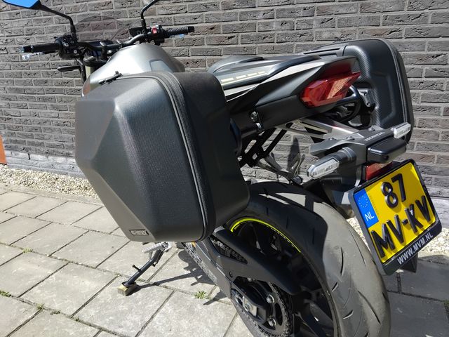 honda - cb-750-hornet