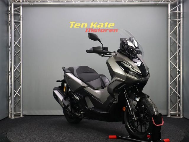 honda - adv-350