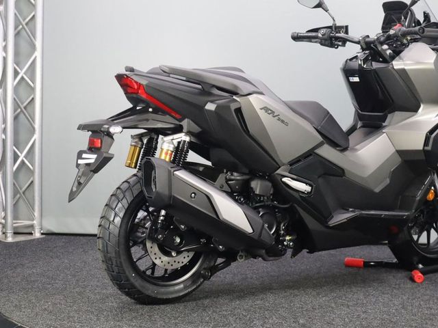 honda - adv-350
