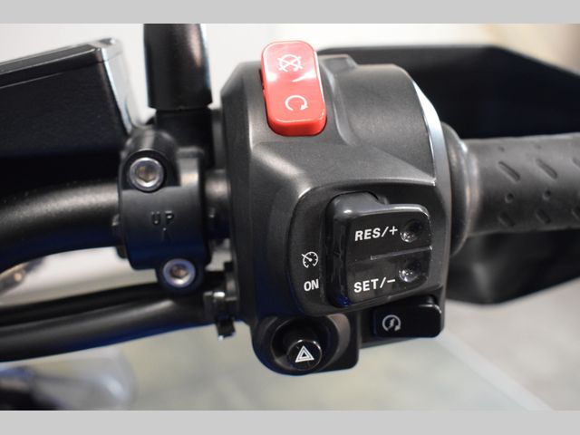 triumph - tiger-explorer-xrx