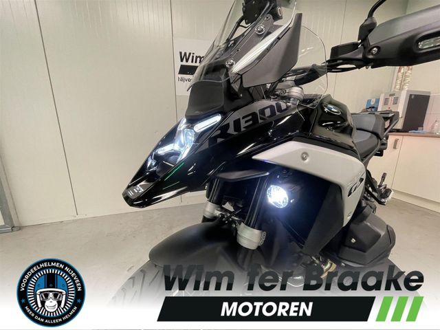 bmw - r-1300-gs-triple-black