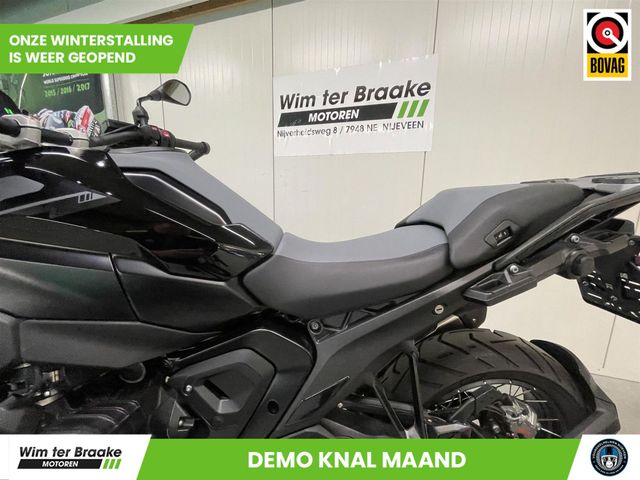 bmw - r-1300-gs-triple-black