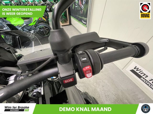 bmw - r-1300-gs-triple-black