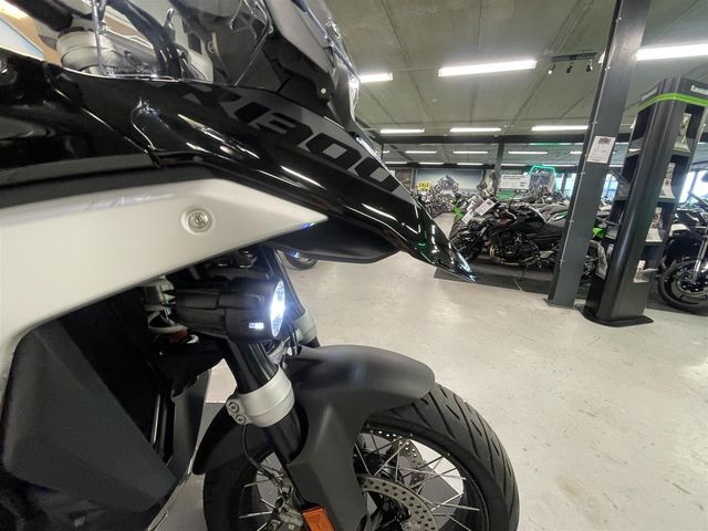 bmw - r-1300-gs-triple-black