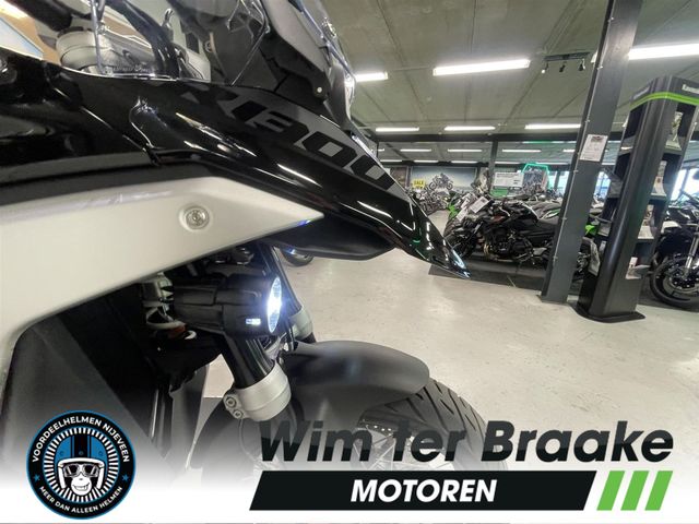 bmw - r-1300-gs-triple-black