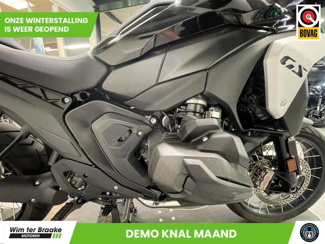 bmw - r-1300-gs-triple-black