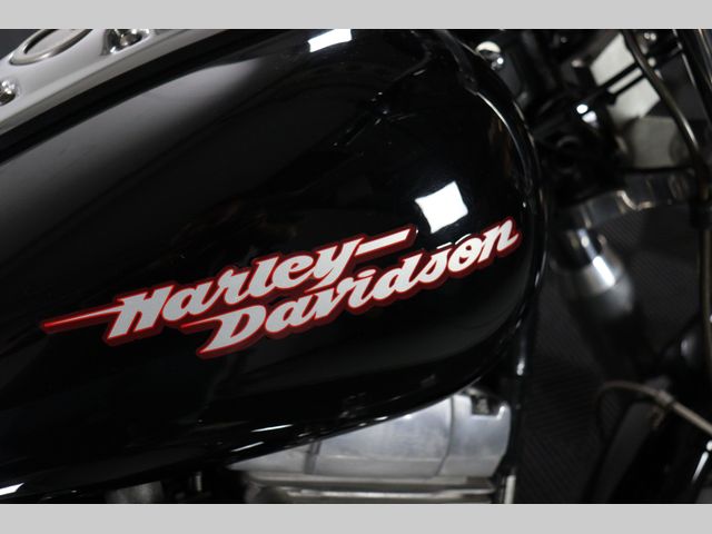 harley-davidson - super-glide-fxd-dyna