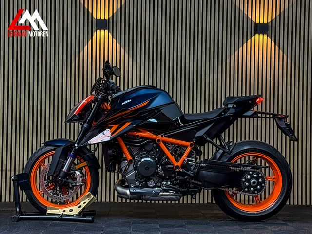 ktm - 1290-super-duke-r-evo