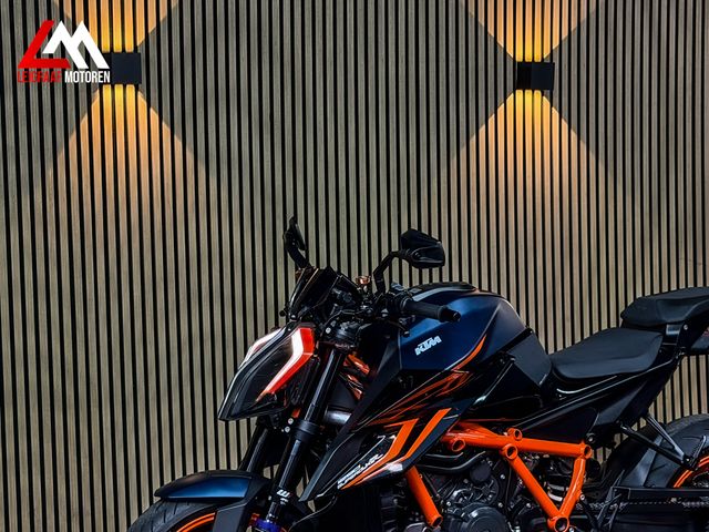 ktm - 1290-super-duke-r-evo