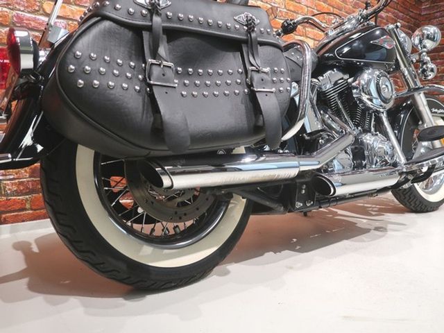 harley-davidson - heritage-softail-classic-flstc