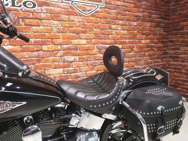 harley-davidson - heritage-softail-classic-flstc