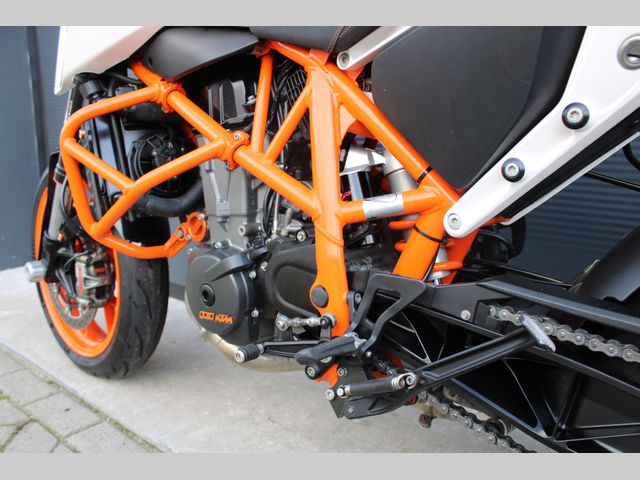 ktm - 690-duke-r