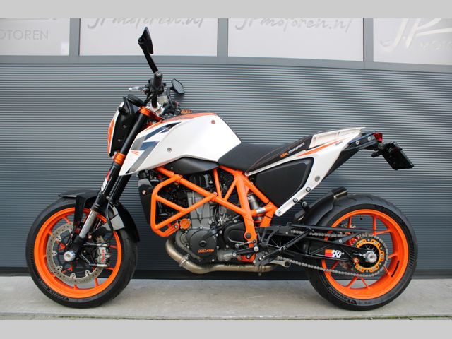 ktm - 690-duke-r