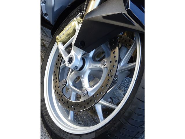 bmw - r-1200-rt-abs