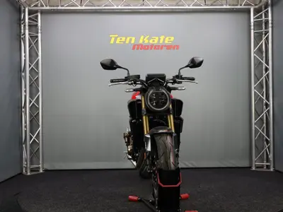 HONDA CB 650 R – foto 3