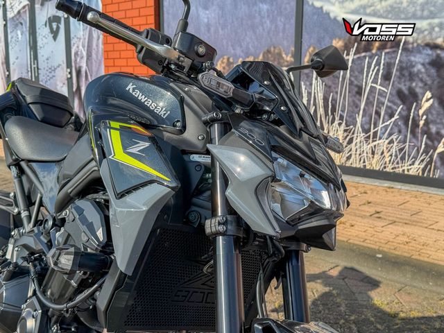 kawasaki - z900