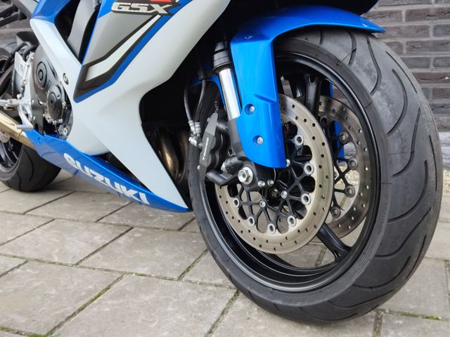 suzuki - gsx-r-750