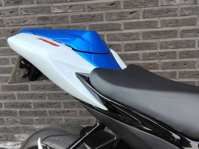 suzuki - gsx-r-750