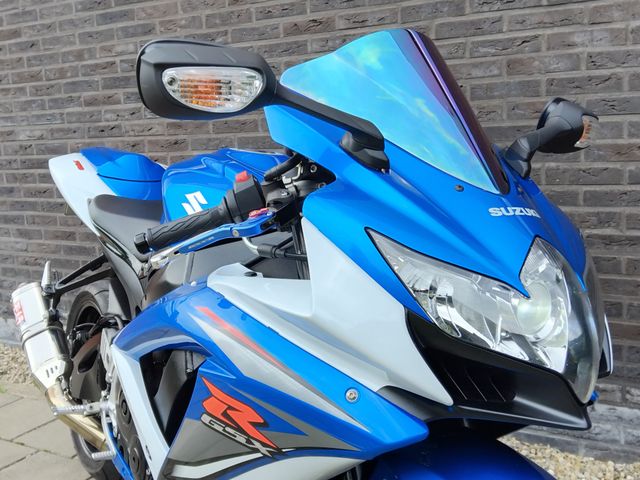 suzuki - gsx-r-750