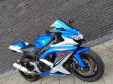 SUZUKI GSX-R 750