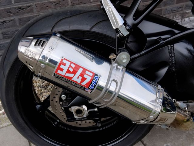 suzuki - gsx-r-750