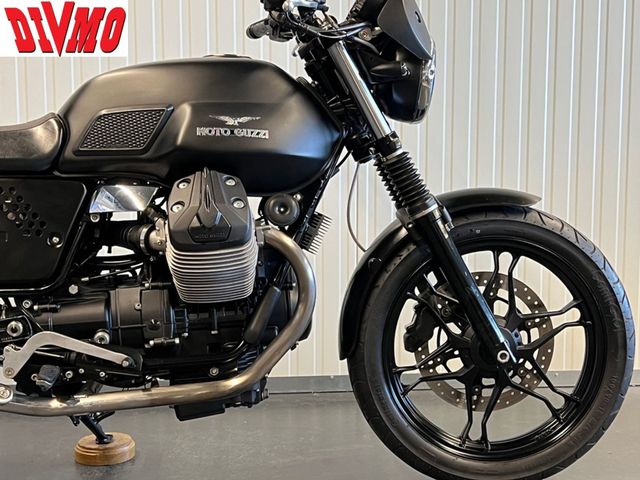 moto-guzzi - v-7-classic