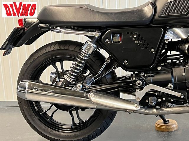 moto-guzzi - v-7-classic