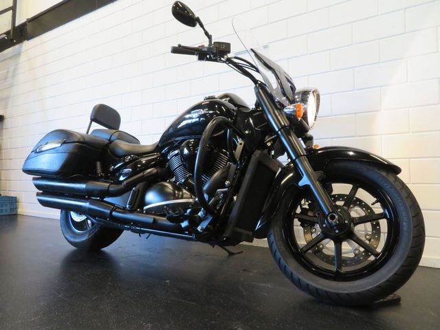 suzuki - vl-1500-lc-intruder