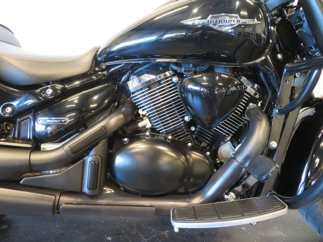 suzuki - vl-1500-lc-intruder