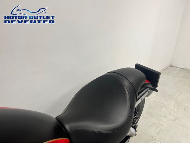 triumph - speedmaster