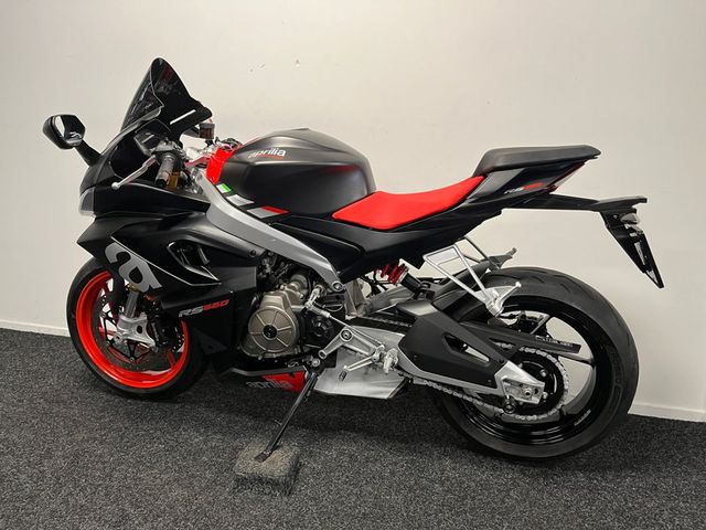 aprilia - rs-660