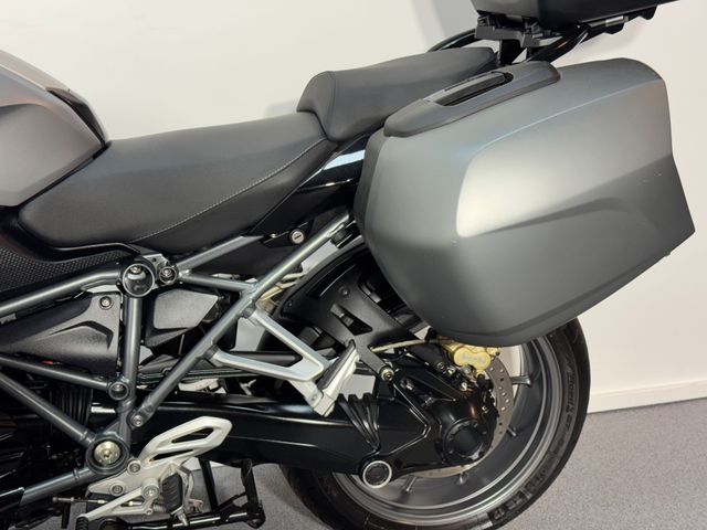 bmw - r-1200-rs